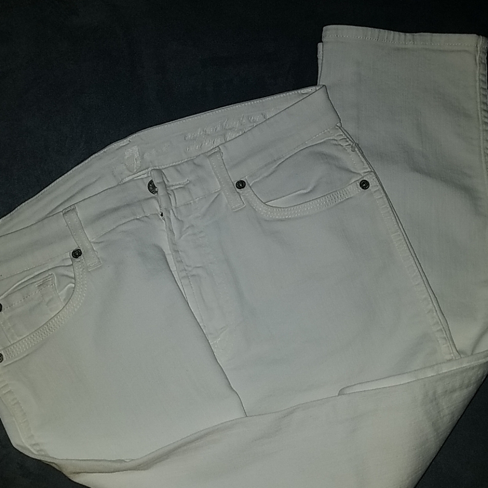 Jeans - Picture 3 of 4